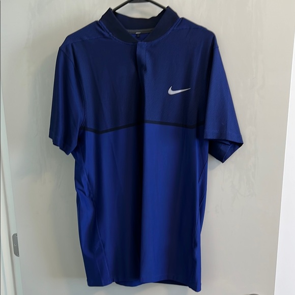 Nike Men's Blue Shirt - Picture 1 of 3